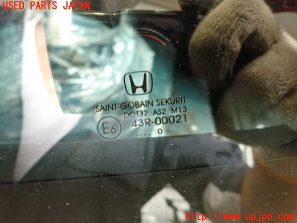 5UPJ-18181382]シビック タイプR ユーロ(FN2)左クォーターガラス 中古 SAINT-GOBAIN SEKURIT M13 43R-00021_m0002.jpg