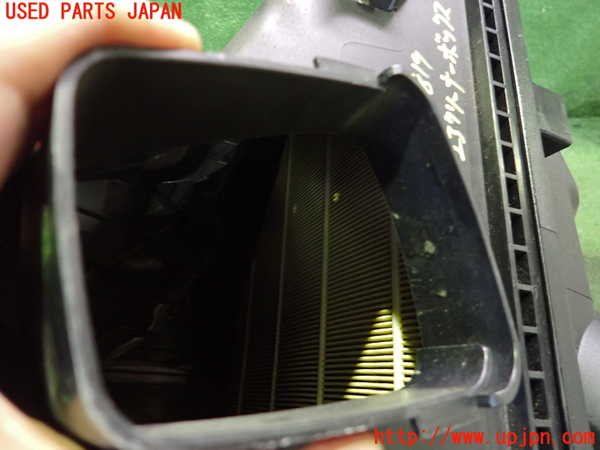 2UPJ-18192560]BMW 320i グランツーリスモ(8X20)エアクリーナーボックス 中古 【F34】_m0003.jpg