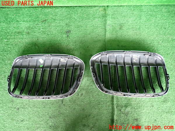 2UPJ-18201050]BMW X1(HT20)ラジエターグリル 中古 【F48】_m0002.jpg