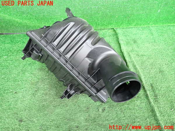 2UPJ-18202560]BMW X1(HT20)エアクリーナーボックス 中古 【F48】_m0002.jpg