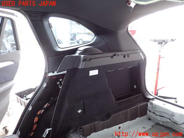 2UPJ-18207675]BMW X1(HT20)右リアピラートリム 中古 【F48】_m0001.jpg