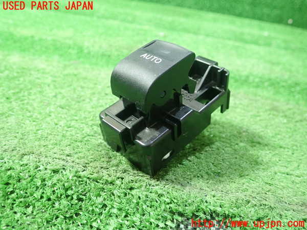 5UPJ-18216245]クラウン アスリート ハイブリッド(AWS210)左前パワーウィンドウスイッチ 中古_m0002.jpg