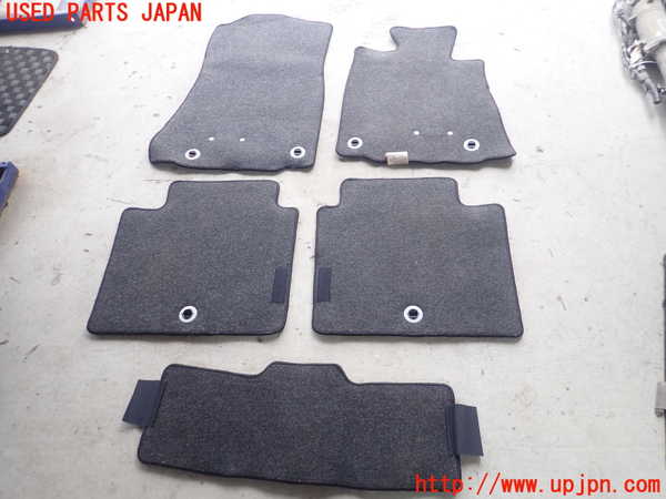 5UPJ-18217800]クラウン アスリート ハイブリッド(AWS210)フロアマット 中古_m0003.jpg