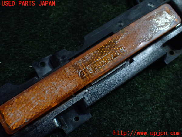 5UPJ-18221162]アルファロメオ・スパイダー(115)左ウィンカーレンズ 中古_m0003.jpg