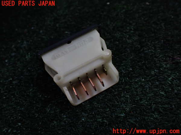 5UPJ-18226308]アルファロメオ・スパイダー(115)スイッチ3 中古_m0002.jpg