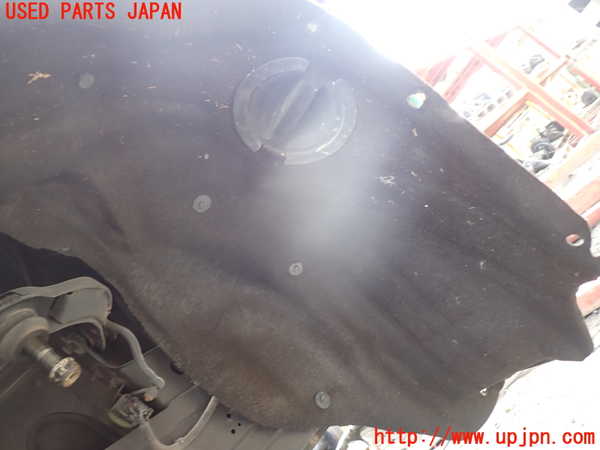 5UPJ-18251090]ジープグランドチェロキー(WK36A)右前フェンダーライナー 中古_m0002.jpg