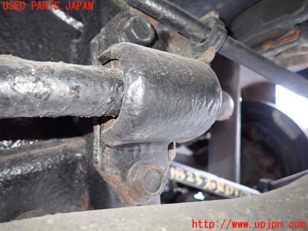 5UPJ-18255445]ジープグランドチェロキー(WK36A)リアスタビライザー 中古_m0002.jpg