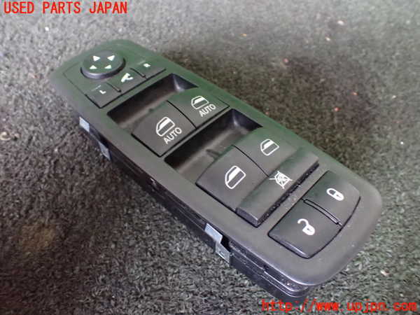 5UPJ-18256240]ジープグランドチェロキー(WK36A)右前パワーウィンドウスイッチ 中古_m0001.jpg