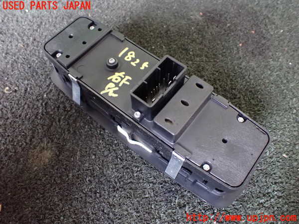 5UPJ-18256240]ジープグランドチェロキー(WK36A)右前パワーウィンドウスイッチ 中古_m0002.jpg