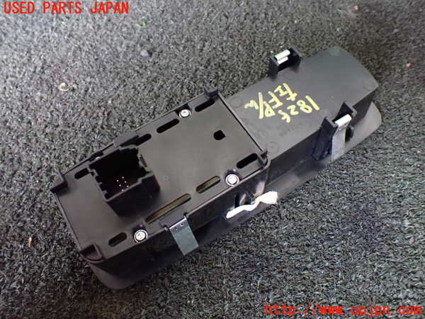 5UPJ-18256245]ジープグランドチェロキー(WK36A)左前パワーウィンドウスイッチ 中古_m0002.jpg