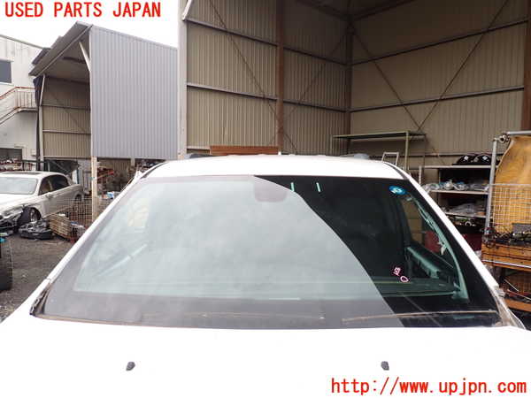 5UPJ-18261195]ジープグランドチェロキー(WK36T)フロントガラス 43R-000146 中古_m0001.jpg