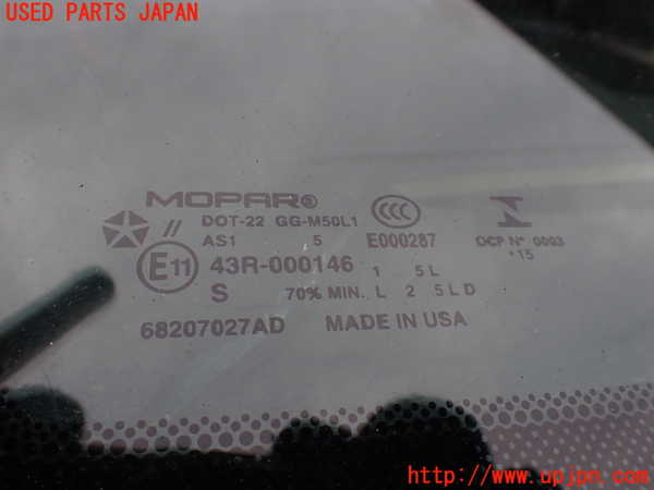 5UPJ-18261195]ジープグランドチェロキー(WK36T)フロントガラス 43R-000146 中古_m0003.jpg