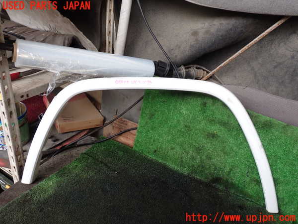 5UPJ-18261442]ジープグランドチェロキー(WK36T)左前オーバーフェンダー 中古_m0001.jpg