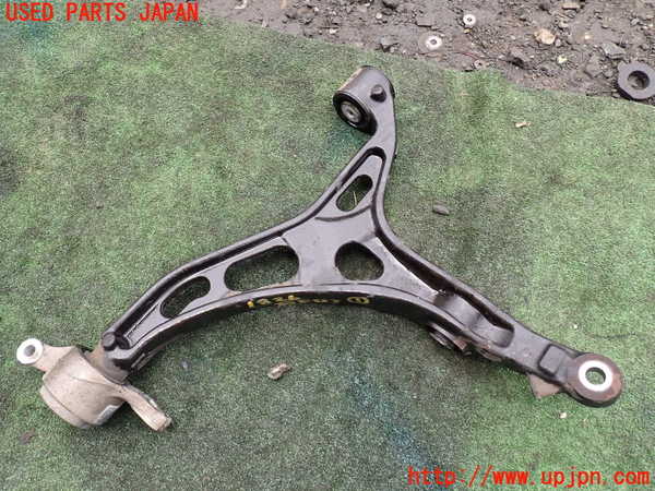 5UPJ-18265176]ジープグランドチェロキー(WK36T)右フロントロアアーム1 中古_m0001.jpg