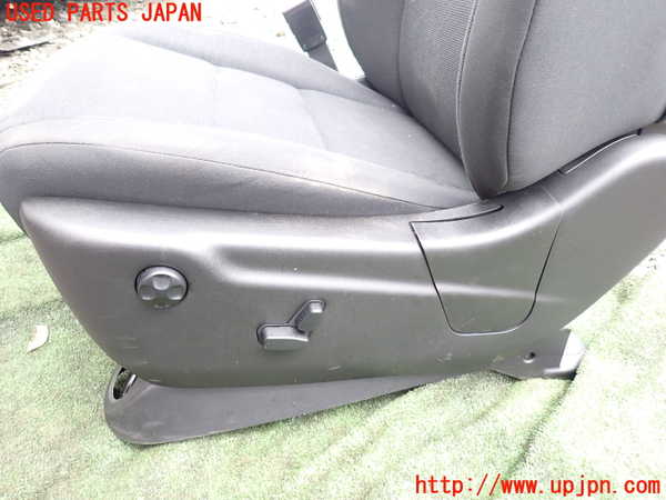 5UPJ-18267065]ジープグランドチェロキー(WK36T)助手席シート 中古_m0004.jpg