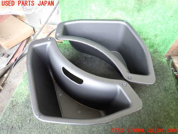 5UPJ-18267773]ジープグランドチェロキー(WK36T)ラゲッジトレイ3 中古_m0001.jpg