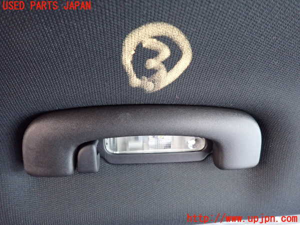 5UPJ-18266413]ジープグランドチェロキー(WK36T)ルームランプ3 (２列目左) 中古_m0001.jpg