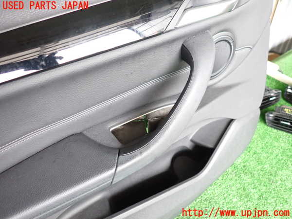 5UPJ-18271264]BMW X1(HS20)(F48)左前ドア内張り 中古_m0002.jpg