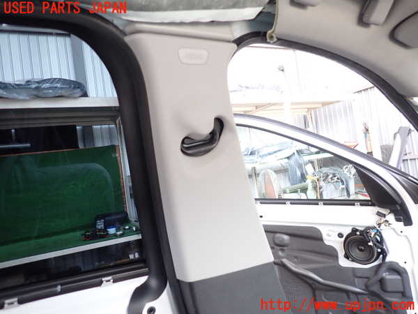 2UPJ-18277670]BMW X1(HS20)(F48)左センターピラートリム 中古_m0004.jpg