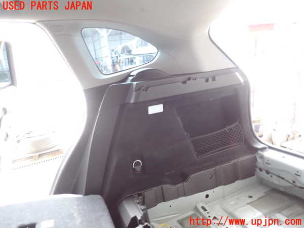 5UPJ-18277675]BMW X1(HS20)(F48)右リアピラートリム 中古_m0001.jpg