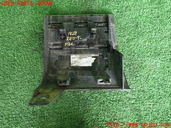 2UPJ-18281100]レンジローバー ヴェラール(LY2NA)右前コーナーパネル 中古_m0003.jpg