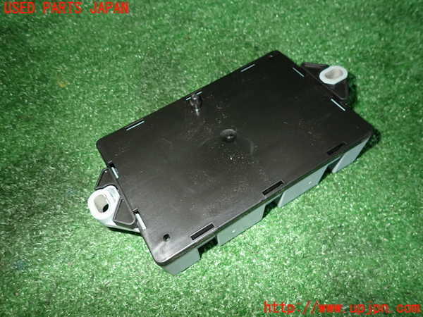 2UPJ-18286742]レンジローバー ヴェラール(LY2NA)ヒューズボックス2 中古_m0002.jpg