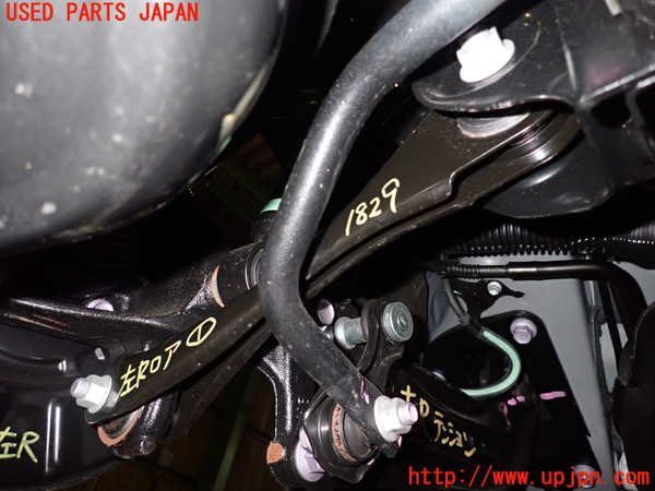 5UPJ-18295226]プリウス(MXWH65)左リアロアアーム1 中古_m0001.jpg
