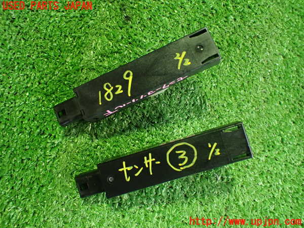5UPJ-18296383]プリウス(MXWH65)センサー3 中古_m0001.jpg