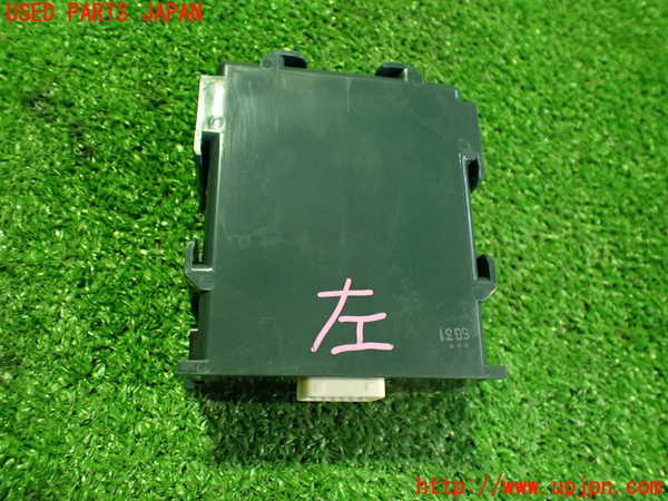 5UPJ-18296151]プリウス(MXWH65)コンピューター6 中古_m0002.jpg