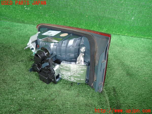2UPJ-18301552]BMW X1(HT20)(F48)左リアフィニッシャー 中古_m0002.jpg