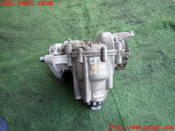 5UPJ-18303300]BMW X1(HT20)(F48)トランスファー 中古_m0001.jpg