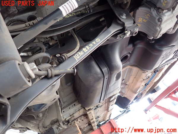 5UPJ-18305226]BMW X1(HT20)(F48)左リアロアアーム1 中古_m0001.jpg