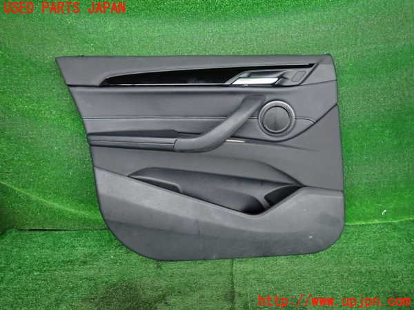 5UPJ-18301264]BMW X1(HT20)(F48)左前ドア内張り 中古_m0001.jpg
