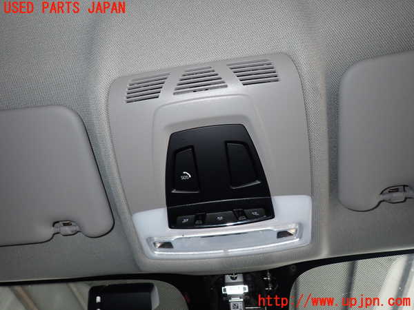 2UPJ-18306411]BMW X1(HT20)(F48)ルームランプ1 (1列目真中天井) 中古_m0001.jpg