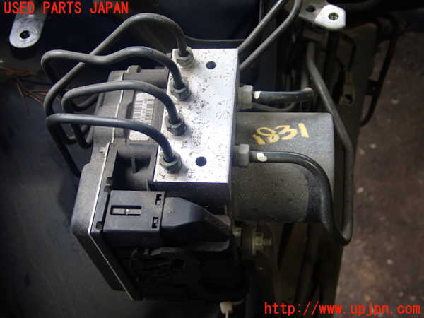 5UPJ-18314040]インプレッサ WRX-STi C型(GRB)ABSアクチュエーター 中古_m0001.jpg