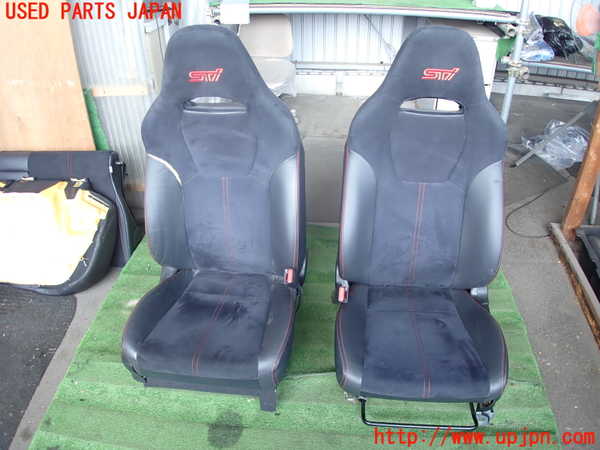 5UPJ-18317011]インプレッサ WRX-STi C型(GRB)フロントシートセット（運転席＆助手席） 中古_m0001.jpg