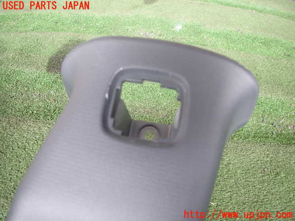 5UPJ-18317665]インプレッサ WRX-STi C型(GRB)右センターピラートリム 中古_m0004.jpg