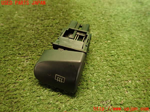 5UPJ-18326300]ランエボ(CE9A)デフォッガースイッチ 中古_m0001.jpg