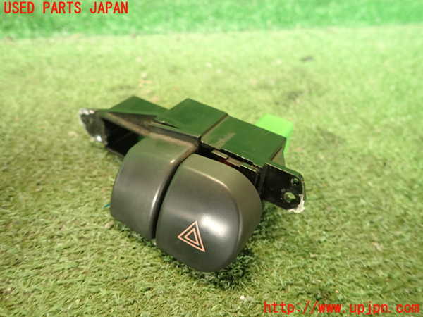 5UPJ-18326290]ランエボ(CE9A)ハザードスイッチ 中古_m0001.jpg