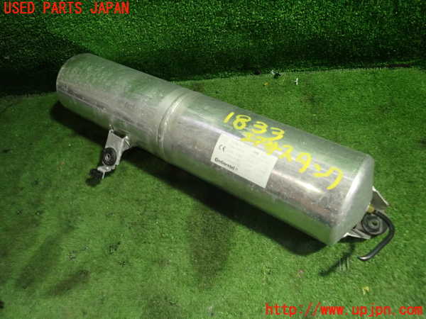 5UPJ-18335530]ポルシェ・パナメーラ 4S(970M48A)エアサスタンク 中古_m0001.jpg