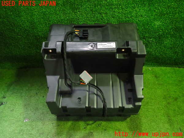 1UPJ-18336530]ポルシェ・パナメーラ 4S(970M48A)ウーハー 中古_m0003.jpg