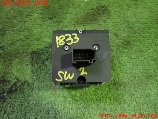 5UPJ-18336307]ポルシェ・パナメーラ 4S(970M48A)スイッチ2 (パーキング) 中古_m0002.jpg