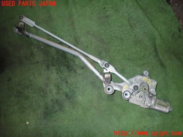 5UPJ-18336770]ポルシェ・パナメーラ 4S(970M48A)フロントワイパーモーター 中古_m0001.jpg