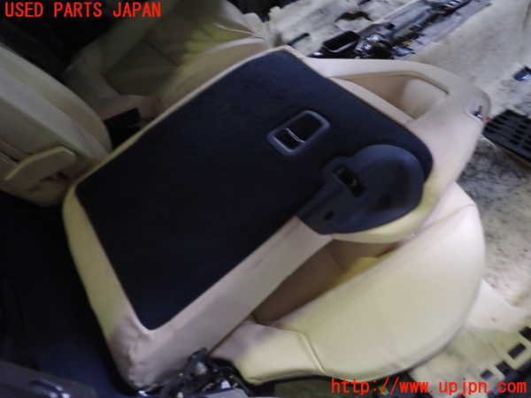 5UPJ-18337145]ポルシェ・パナメーラ 4S(970M48A)右2列目シート 中古_m0005.jpg