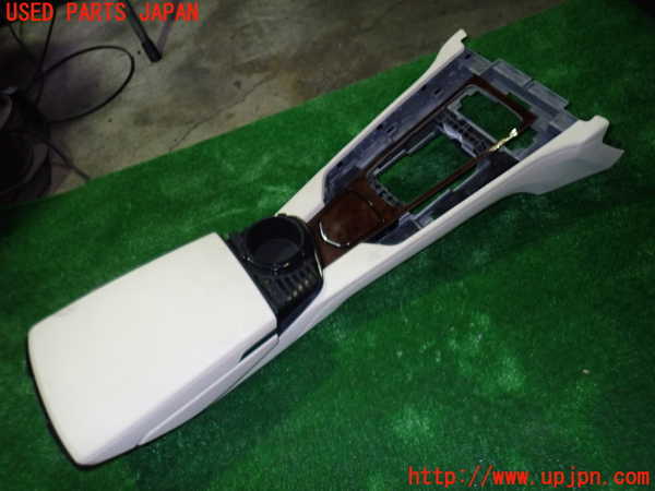 5UPJ-18337540]ポルシェ・パナメーラ 4S(970M48A)センターコンソール 中古_m0001.jpg