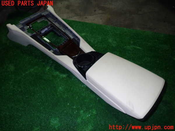 5UPJ-18337540]ポルシェ・パナメーラ 4S(970M48A)センターコンソール 中古_m0002.jpg