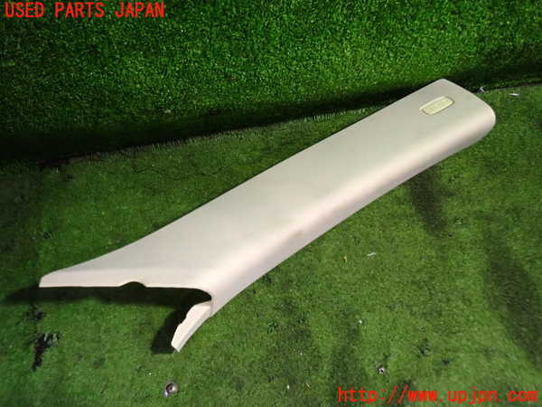 5UPJ-18337655]ポルシェ・パナメーラ 4S(970M48A)右フロントピラートリム 中古_m0001.jpg