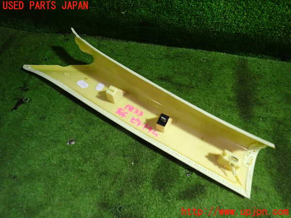 5UPJ-18337655]ポルシェ・パナメーラ 4S(970M48A)右フロントピラートリム 中古_m0004.jpg