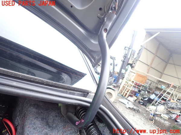 1UPJ-18351513]BMW アクティブハイブリッド7L(F04)(AH7L)(YE30)トランクヒンジ1 中古_m0001.jpg