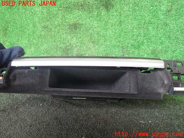 1UPJ-18357516]BMW アクティブハイブリッド7L(F04)(AH7L)(YE30)グローブボックス1 中古_m0002.jpg